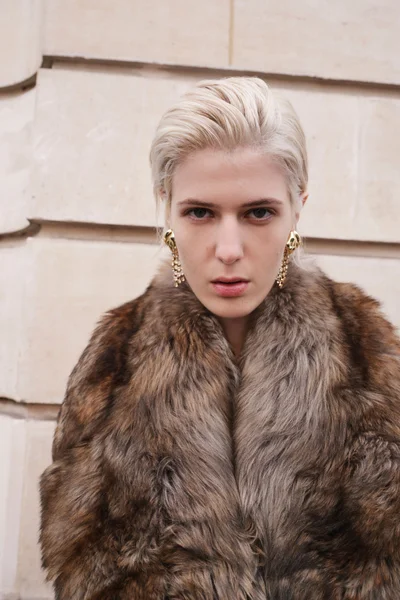 Look 9